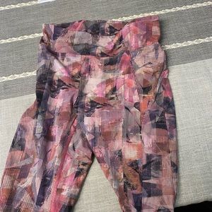 High-rise Lululemon shorts size 6! ❤️